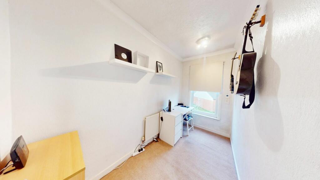 Additional property image - Barn Hill, Westhoughton, BL5