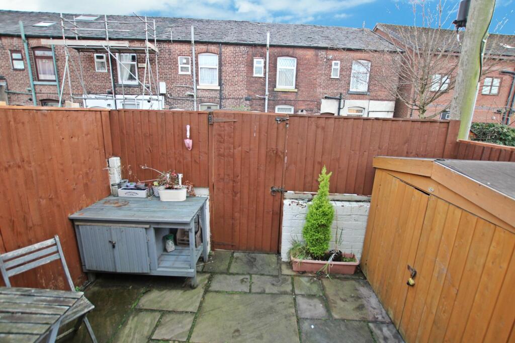 Additional property image - Barn Hill, Westhoughton, BL5