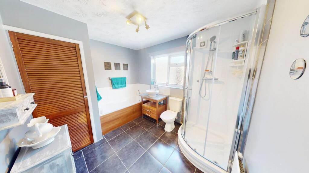 Additional property image - Southover, Westhoughton, BL5
