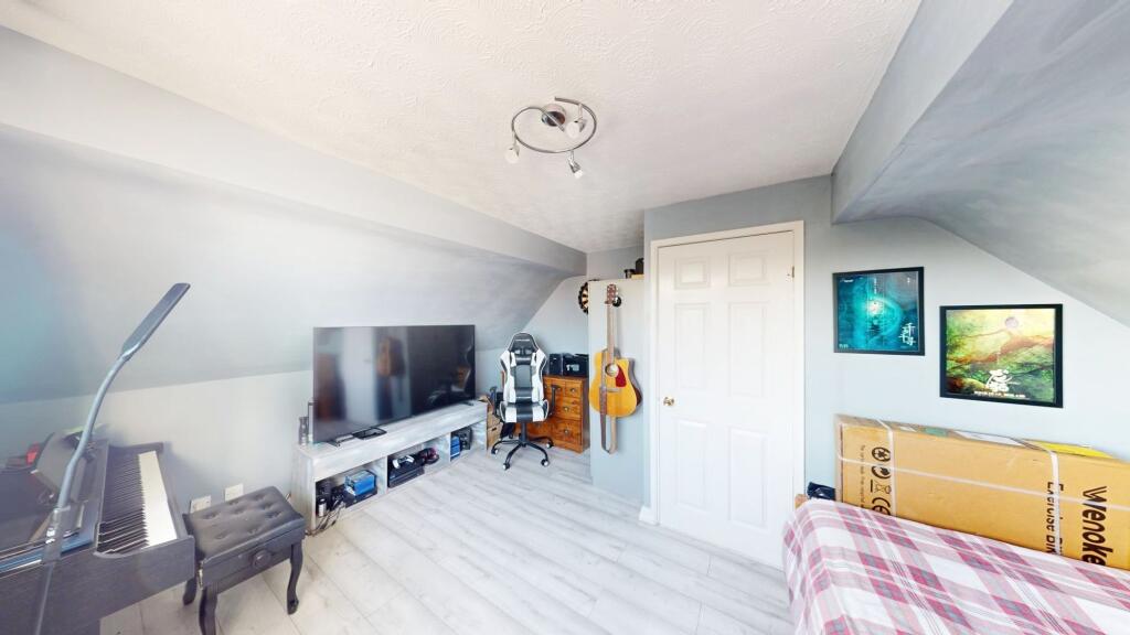Additional property image - Southover, Westhoughton, BL5