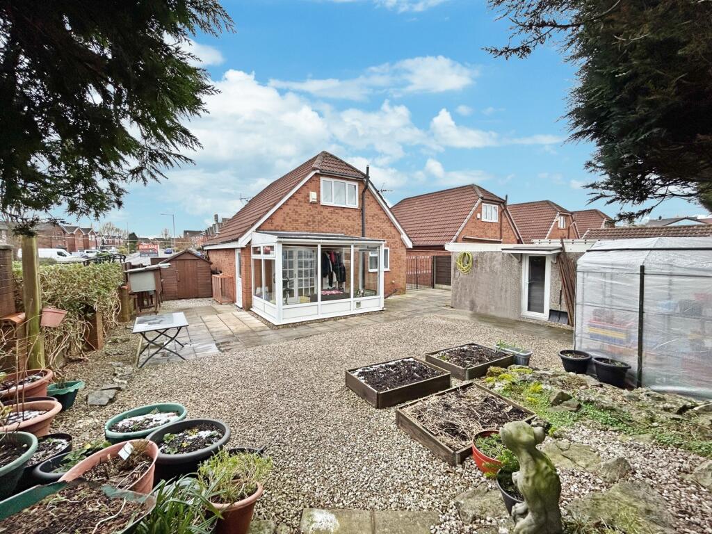 Additional property image - Southover, Westhoughton, BL5