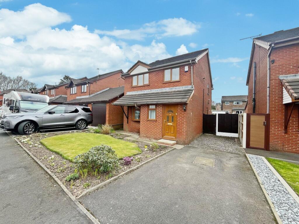 Main image of property: Higher Drake Meadow, Westhoughton, BL5