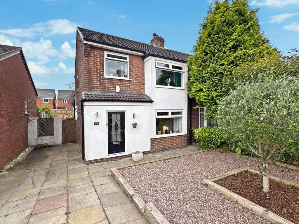 Main image of property: Park Road, Westhoughton, BL5