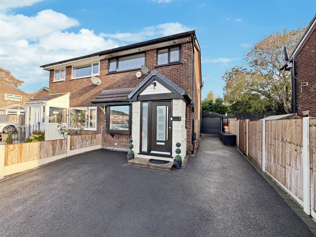 Main image of property: Cranleigh Close, Blackrod, BL6