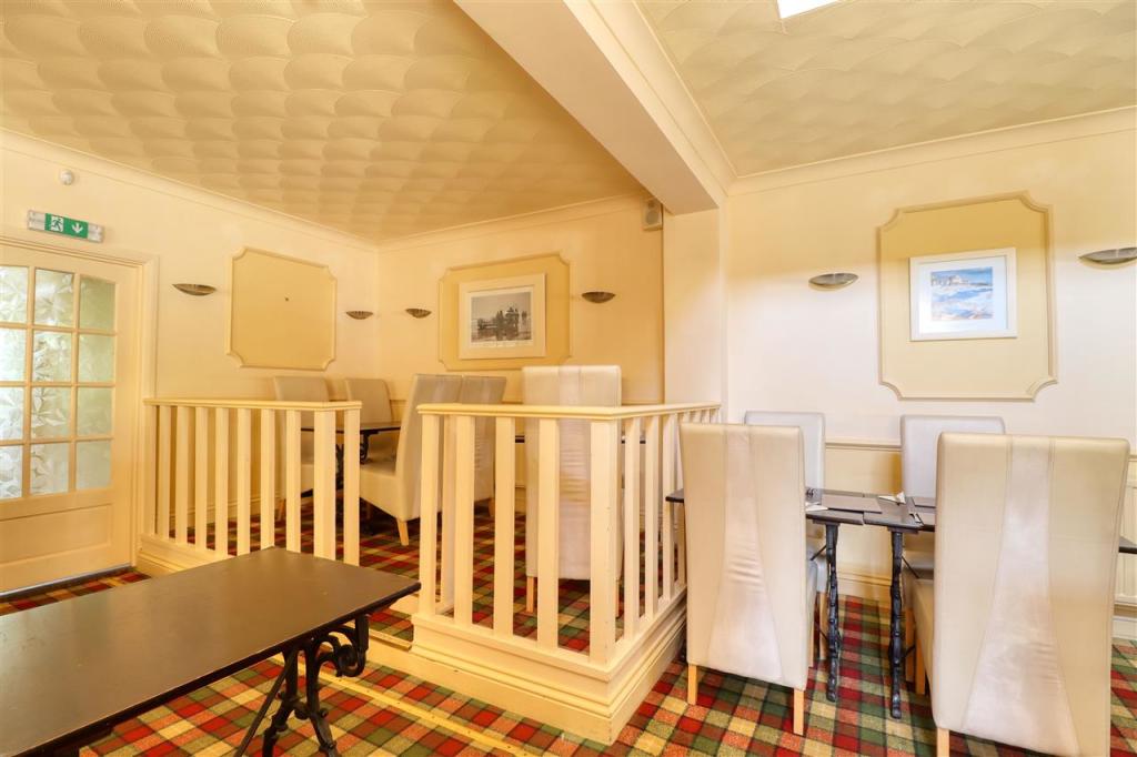 Additional property image - Maffia's, Frinton Road, Holland on Sea