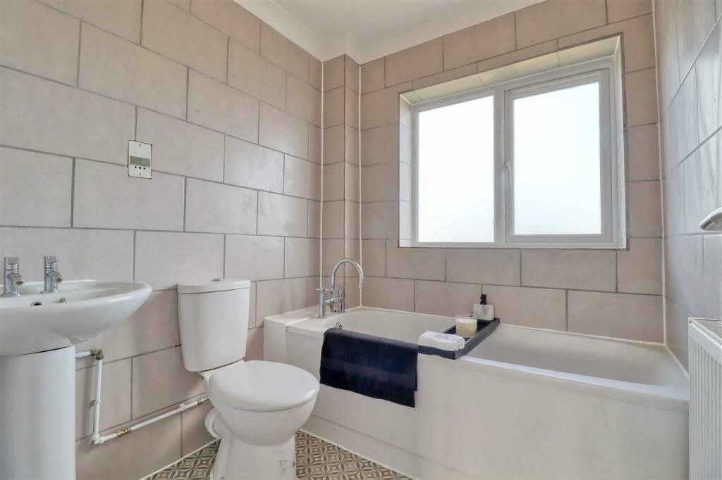 Additional property image - Towse Close, Clacton on Sea