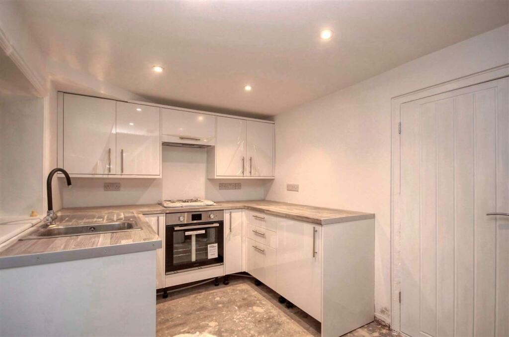 Additional property image - St Johns Road, Great Clacton