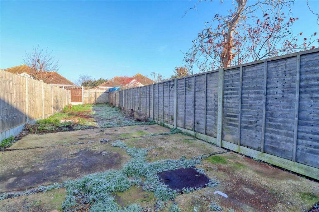 Additional property image - St Johns Road, Great Clacton