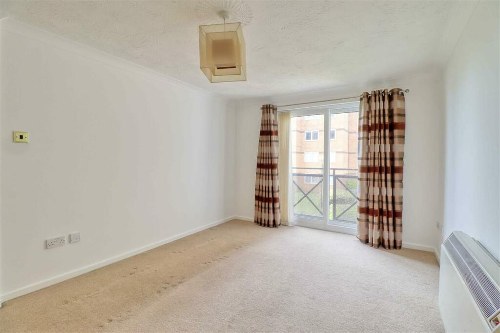 Additional property image - Westminster Court, Connaught Gardens East, Clacton on Sea