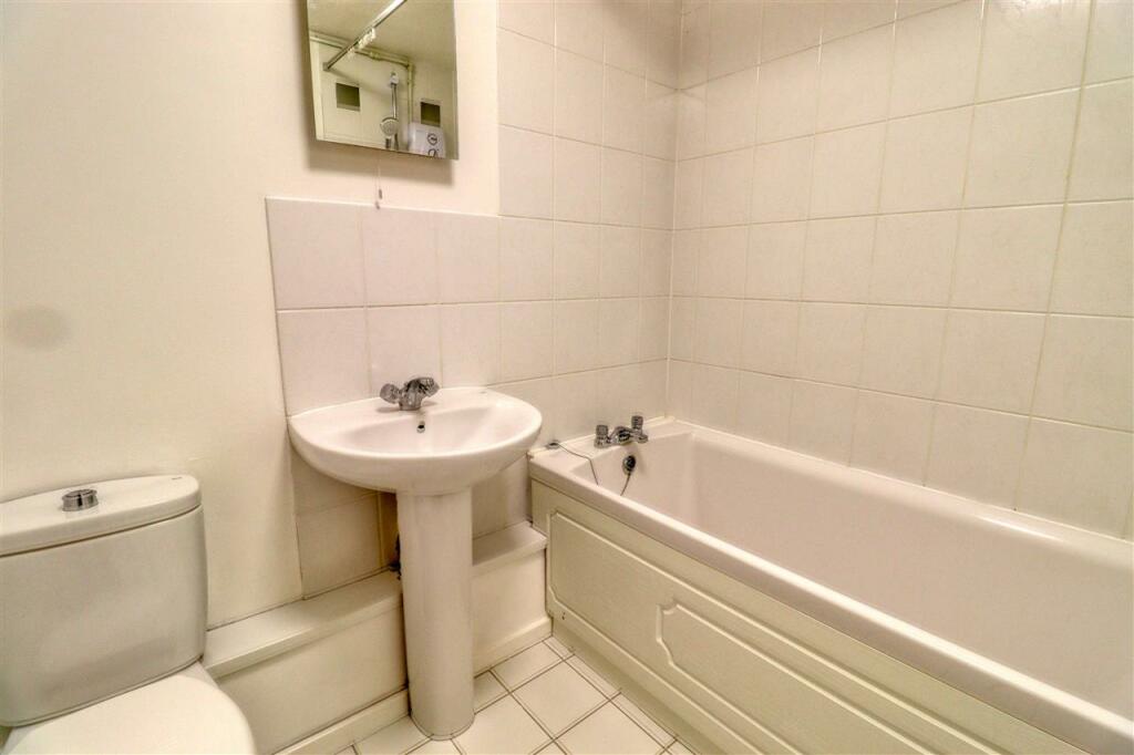 Additional property image - Westminster Court, Connaught Gardens East, Clacton on Sea