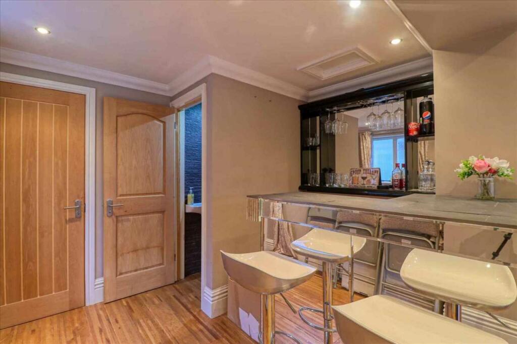 Additional property image - Madeira Road, Holland on Sea