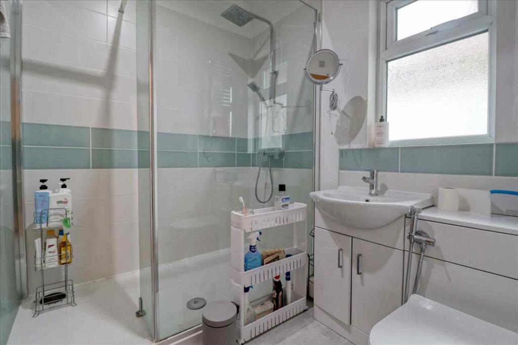 Additional property image - Madeira Road, Holland on Sea