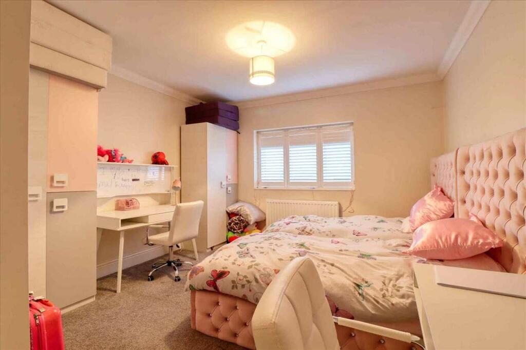 Additional property image - Madeira Road, Holland on Sea