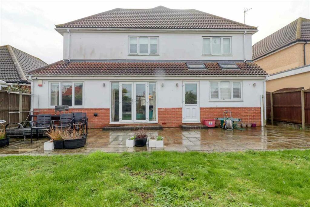 Additional property image - Madeira Road, Holland on Sea
