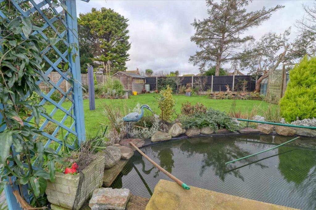 Additional property image - The Esplanade, Holland on Sea