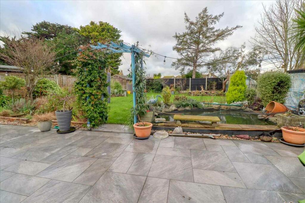 Additional property image - The Esplanade, Holland on Sea