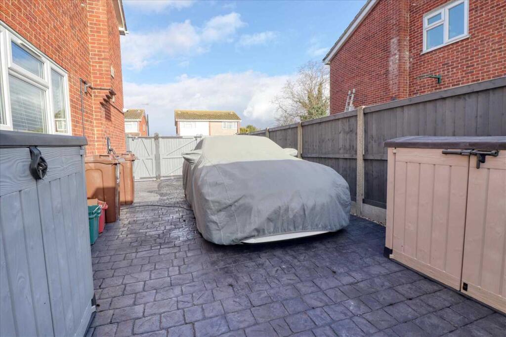 Additional property image - Withrick Walk, St Osyth