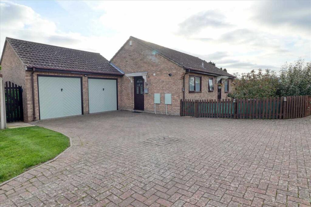 Main image of property: Second Avenue, Weeley