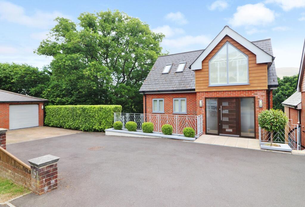 Main image of property: Bursledon Road, Hedge End, SO30
