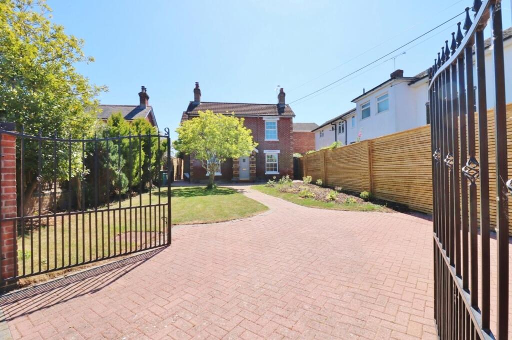 Main image of property: Freegrounds Road, Hedge End, SO30