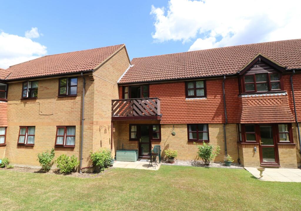 Main image of property: Willow Mead, Hedge End, SO30