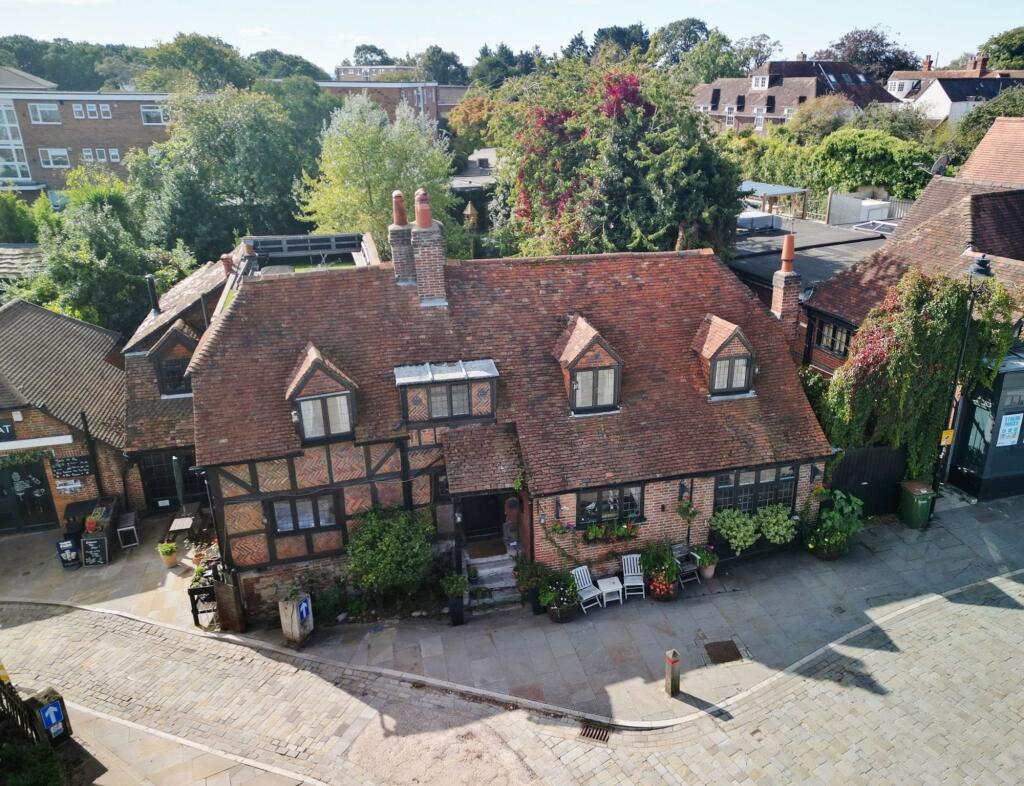 Main image of property: The Square, Hamble, SO31