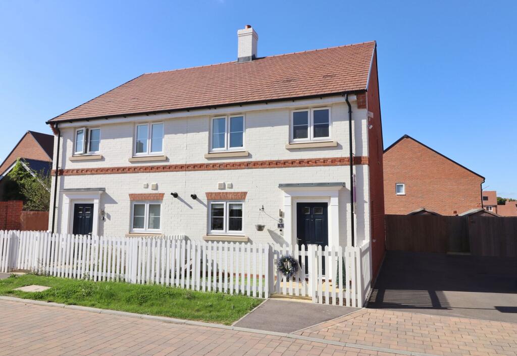 Main image of property: Blackcap Walk, Botley, SO32