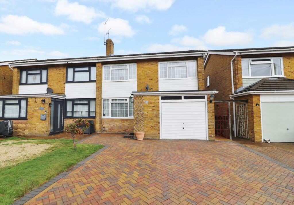 Main image of property: Barton Drive, Hedge End, SO30