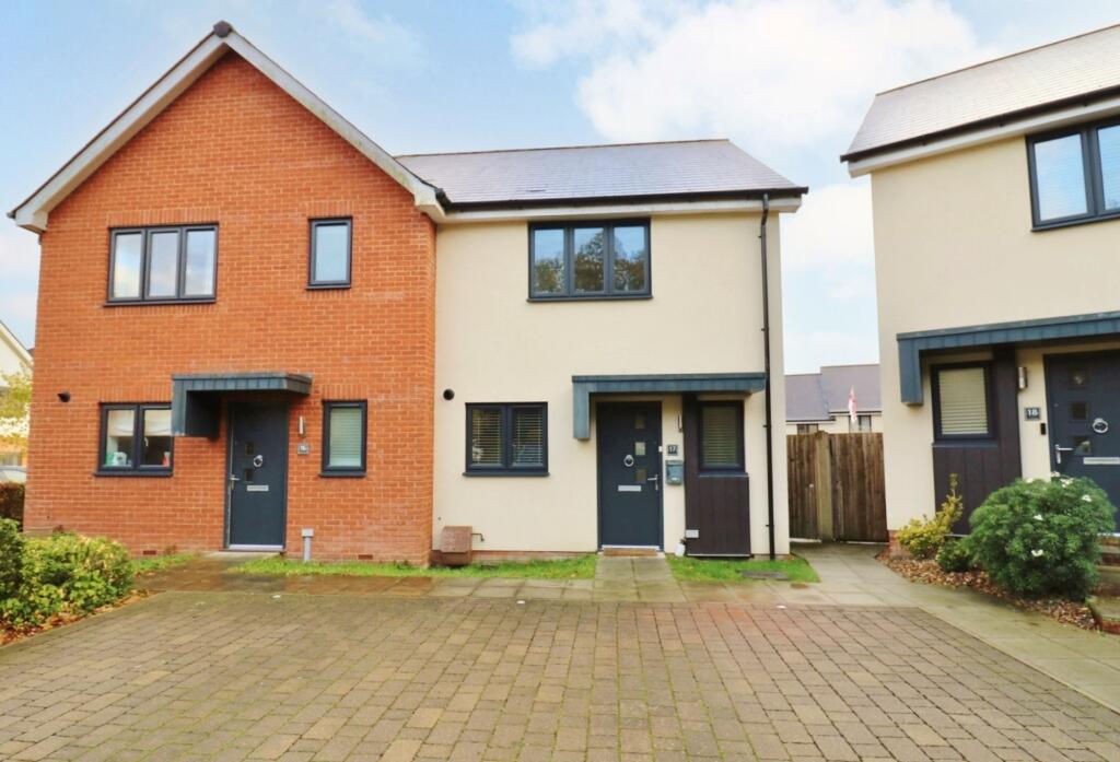 Main image of property: Dockdell Copse, Bursledon, SO31
