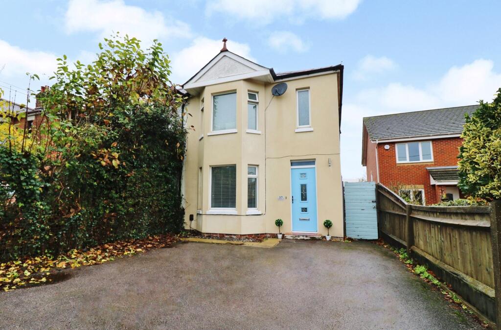 Main image of property: Moorgreen Road, West End, SO30