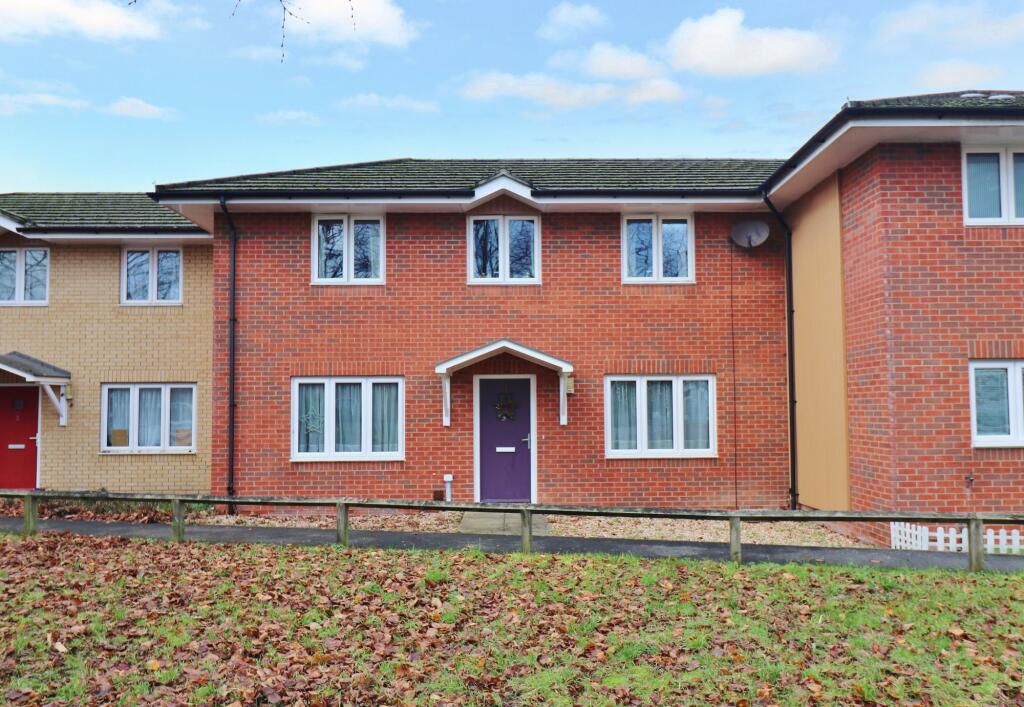 Main image of property: Felton Close, Netley Abbey, SO31