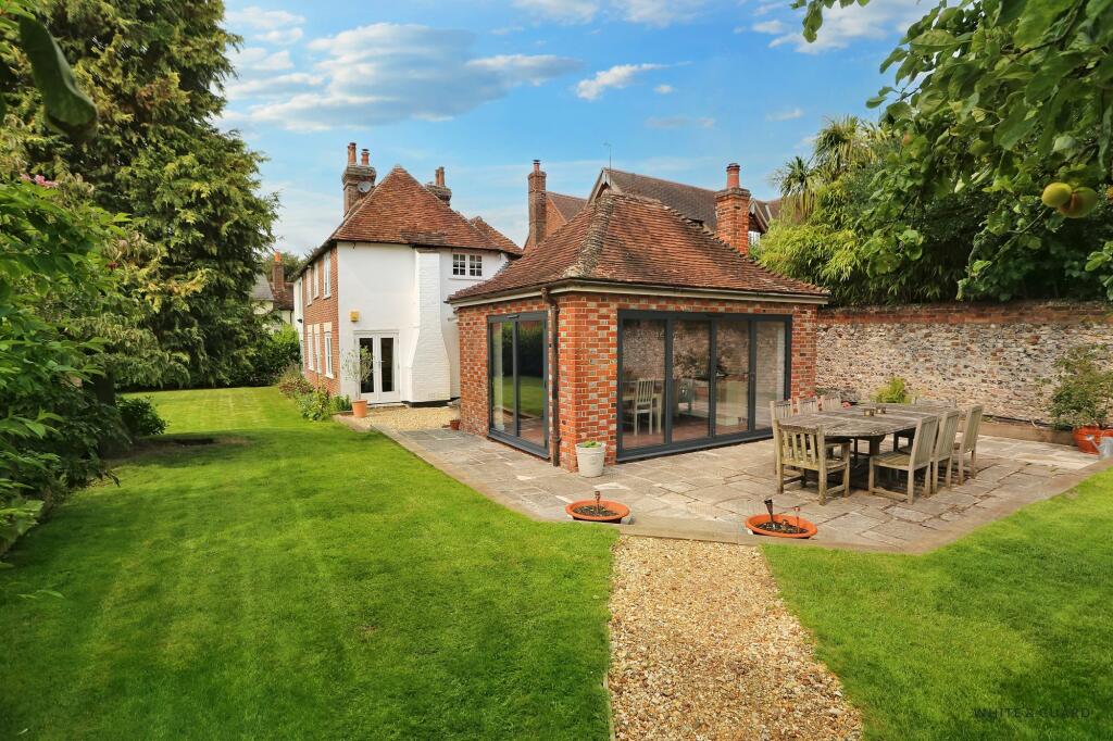 4 bedroom detached house for sale in High Street, Droxford, SO32