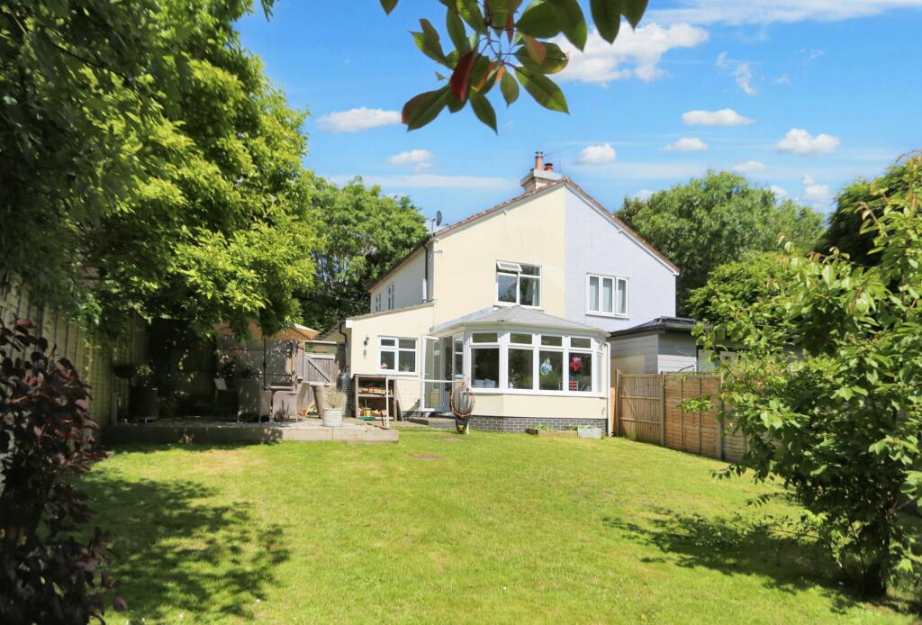 3 bedroom semidetached house for sale in Pondside Lane,