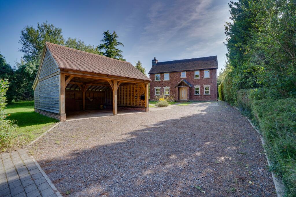 Main image of property: Twynhams Hill, Shirrell Heath, SO32