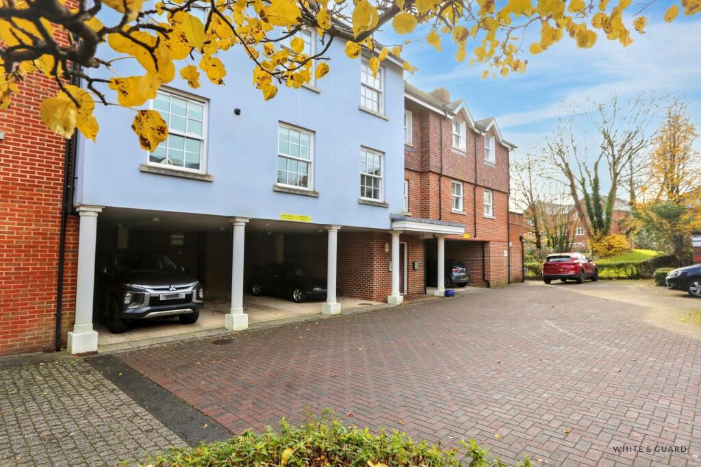 Main image of property: Elim Close, Bishops Waltham, SO32