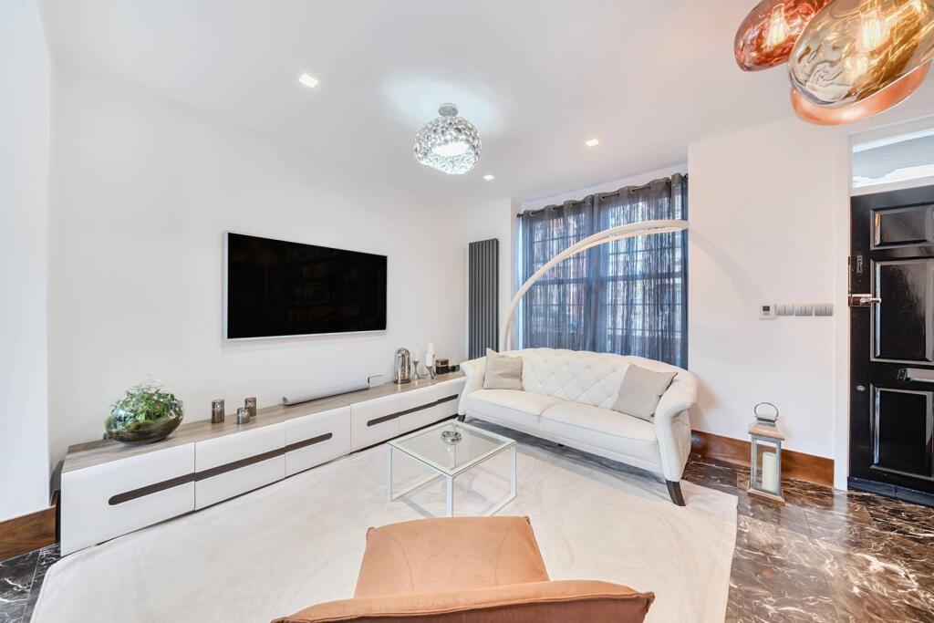 Main image of property: Thorpebank Road, Shepherd's Bush, London, W12