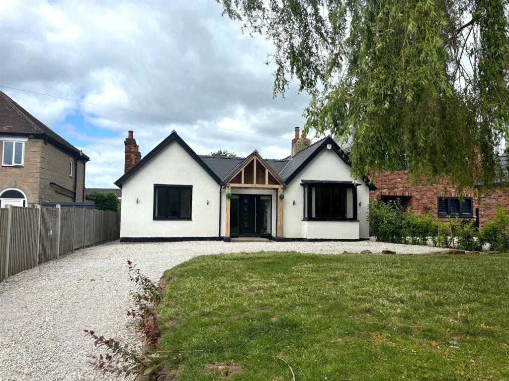 3 bedroom detached bungalow for sale in Morley Road, Oakwood, Derby, DE21
