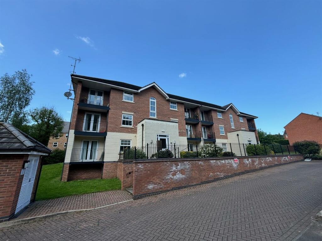 2 bedroom apartment for sale in Badgerdale Way, Heatherton, Derby, DE23