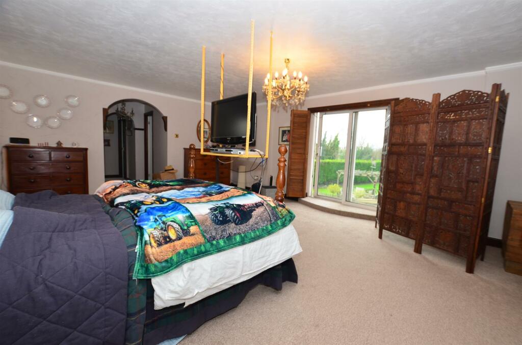 Additional property image - Royal Oak, Ashbourne Road, Kirk Langley, Derby