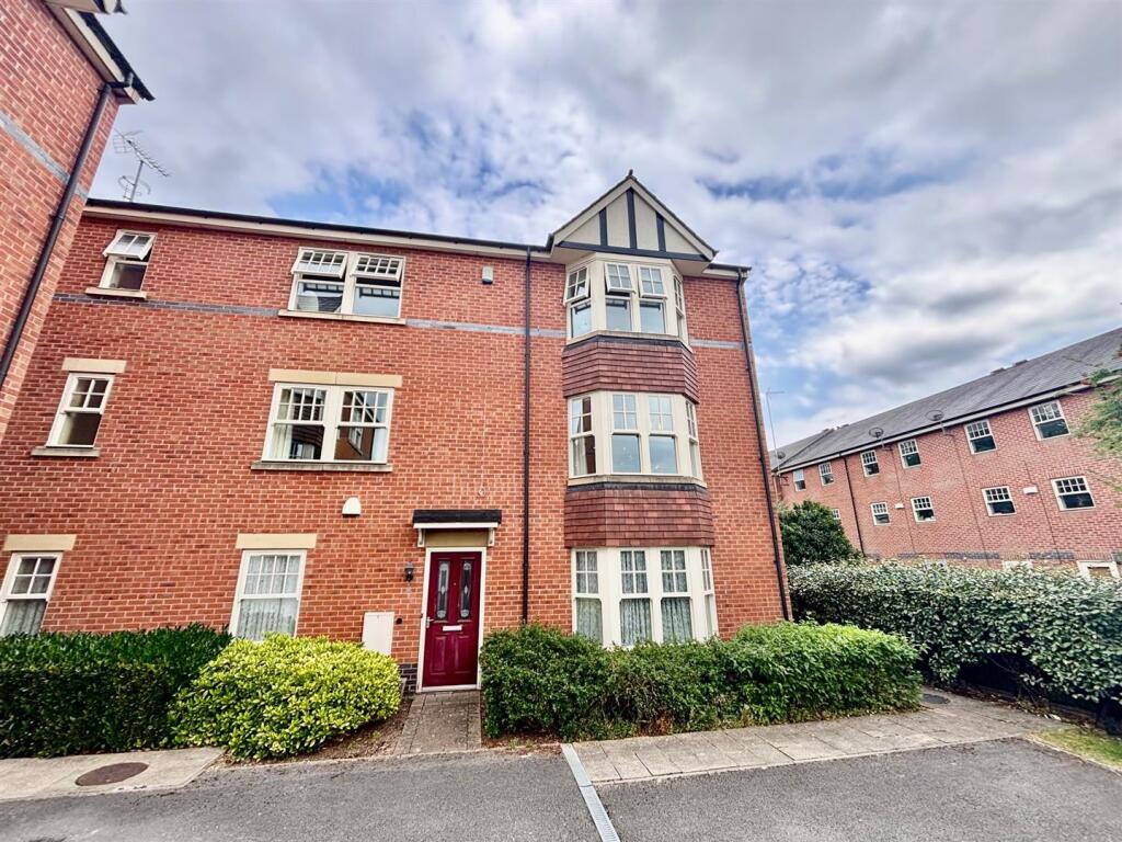 Main image of property: Roman Road, Chester Green, Derby