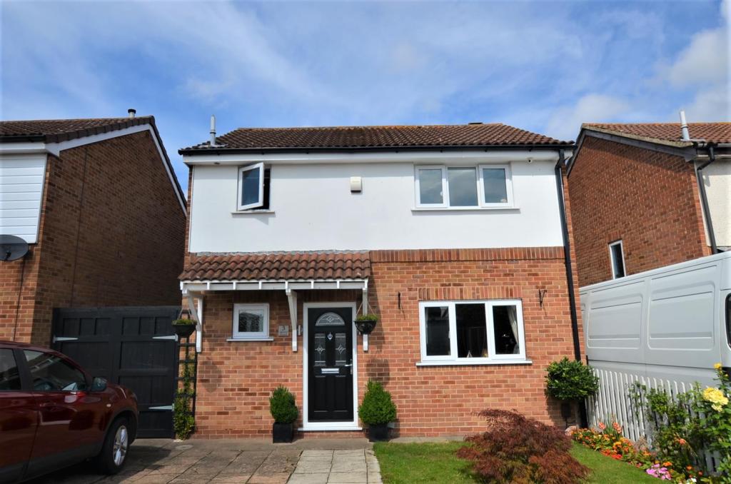 3 bedroom detached house for sale in Jedburgh Close, Sinfin, Derby, DE24
