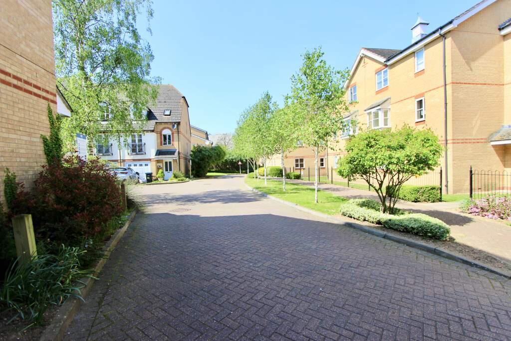 Main image of property: Pickard Close, London, N14