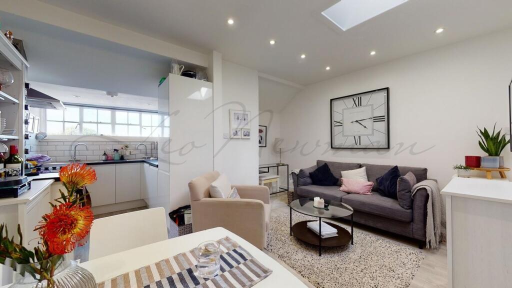 Main image of property: Holmdale Gardens, Hendon, NW4