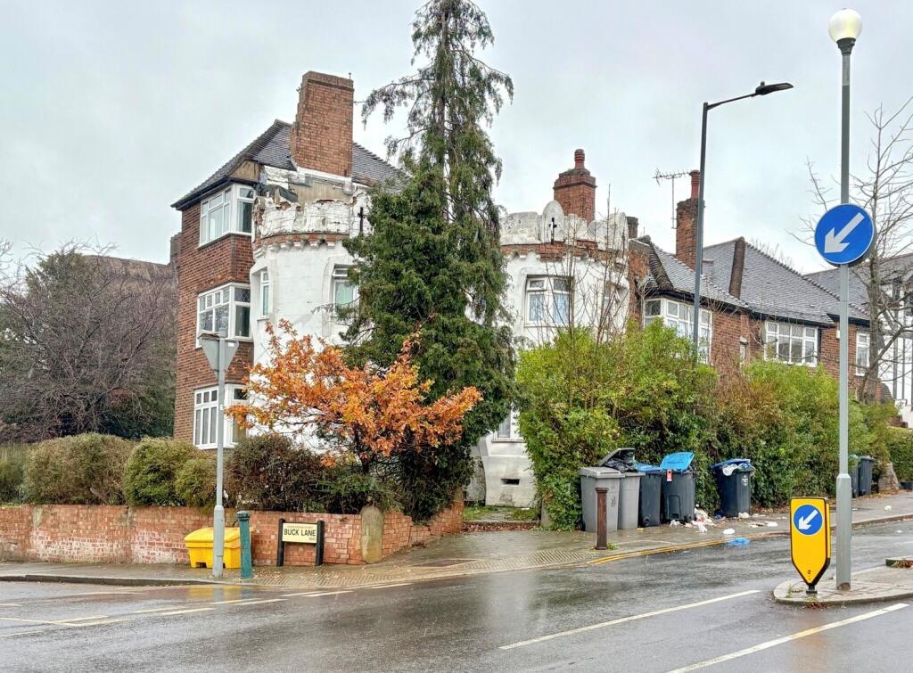 Main image of property: Whitecastle Mansions, Wakemans Hill Avenue, NW9