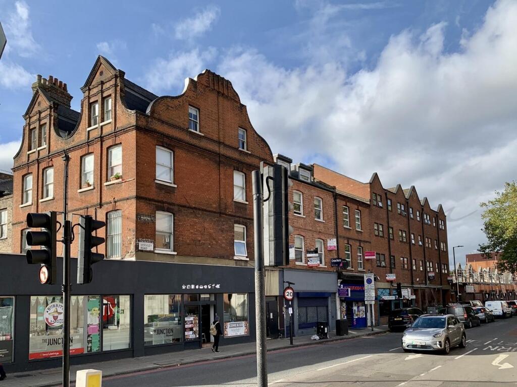 Main image of property: Hornsey Road, Holloway, N7