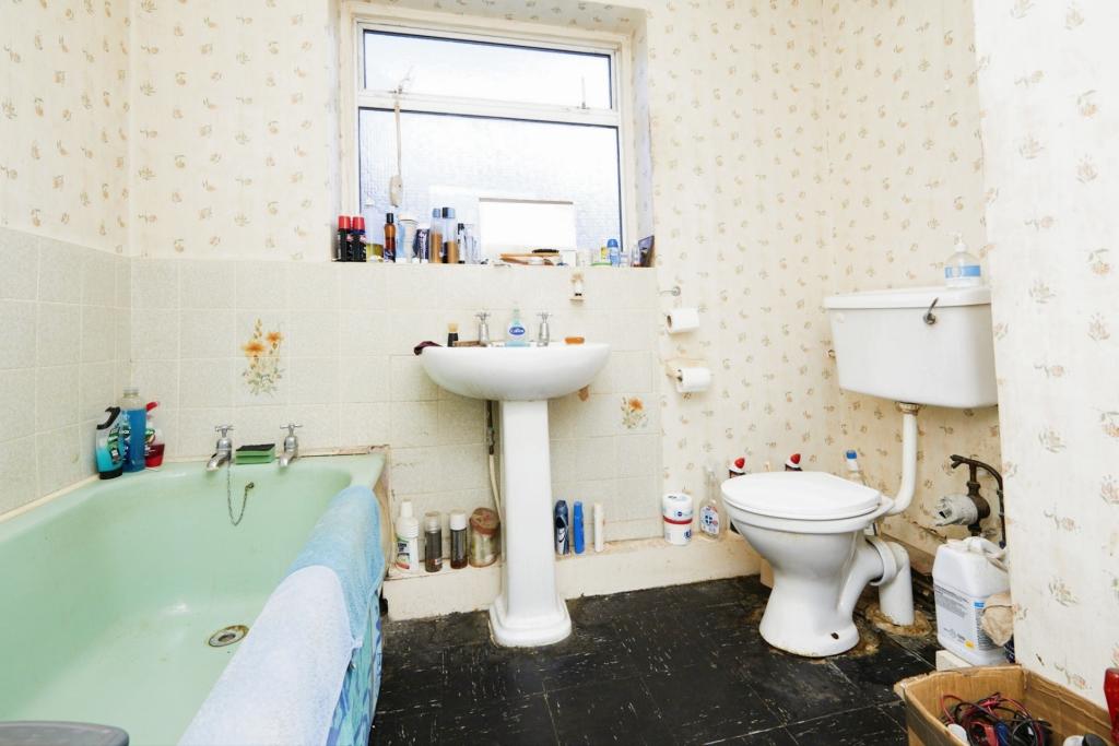 2 bedroom semidetached bungalow for sale in Station Road, Mickleover