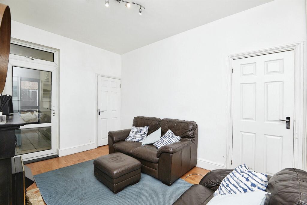 4 bedroom terraced house for sale in Slack Lane, Derby, DE22