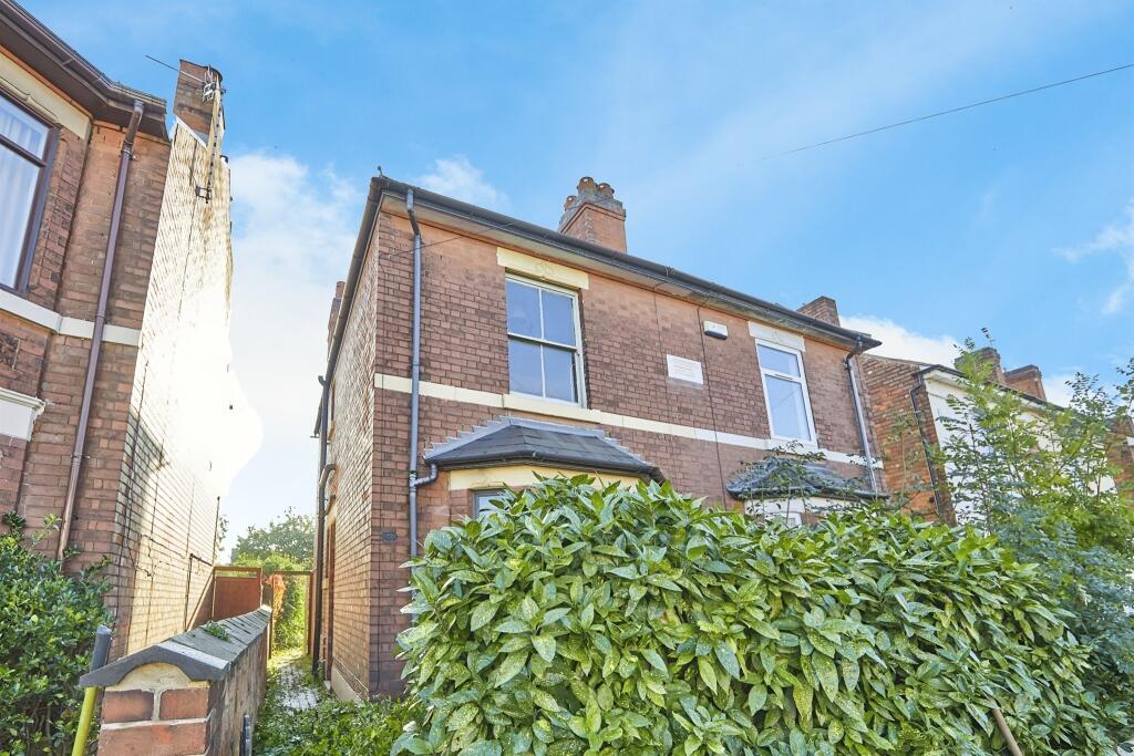 3 bedroom semidetached house for sale in Baker Street, Alvaston, Derby