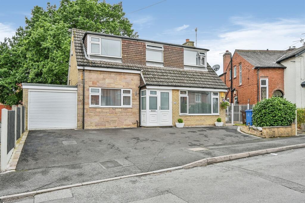 2 bedroom detached house for sale in Heath Avenue, Littleover, Derby, DE23