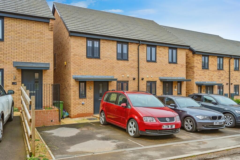 2 bedroom semidetached house for sale in Orangery Drive, Allestree